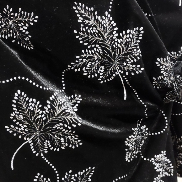 NOTATIONS BLACK SILVER  GLITTER SPARKLE LEAF PATTERN FORMAL SHORT SLEEVE TOP M - Picture 10 of 11